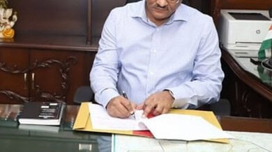 Delhi Chief IAS, Dharmendra