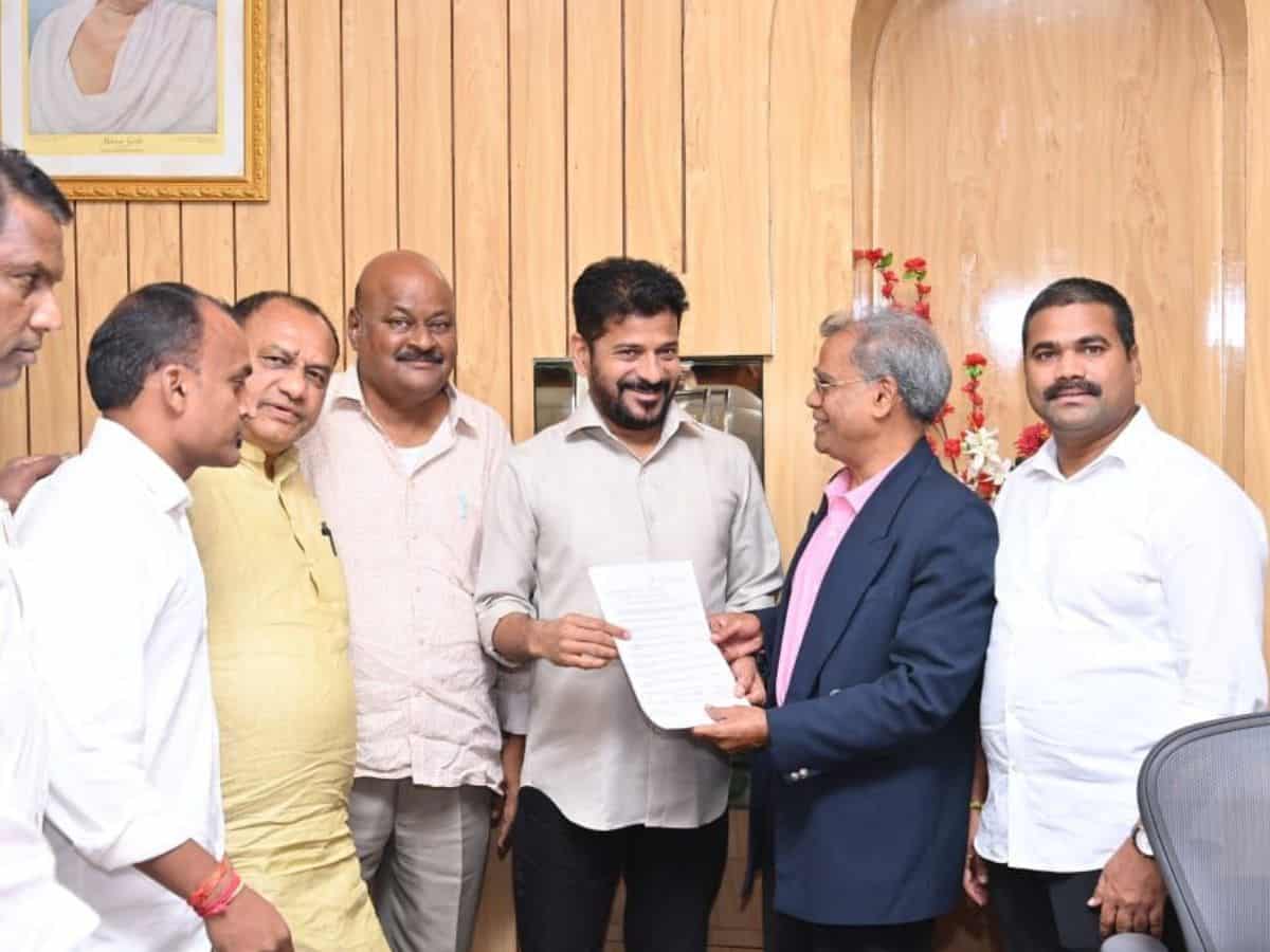 Gulf NRIs met with CM Revanth Reddy