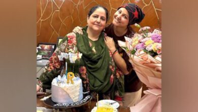 'Wishing you good health': Hina Khan hosts intimate birthday celebration for her mother