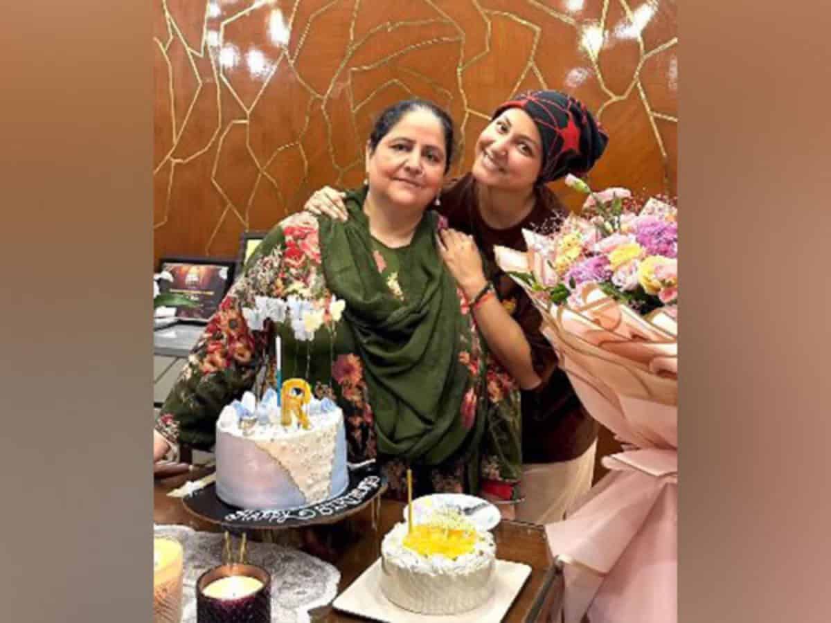 'Wishing you good health': Hina Khan hosts intimate birthday celebration for her mother