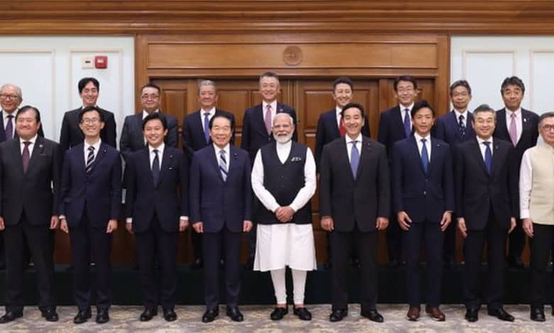 PM Modi and Representatives of Japan