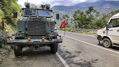 Encounter breaks out along LoC in J&K's Uri, infiltration bid thwarted