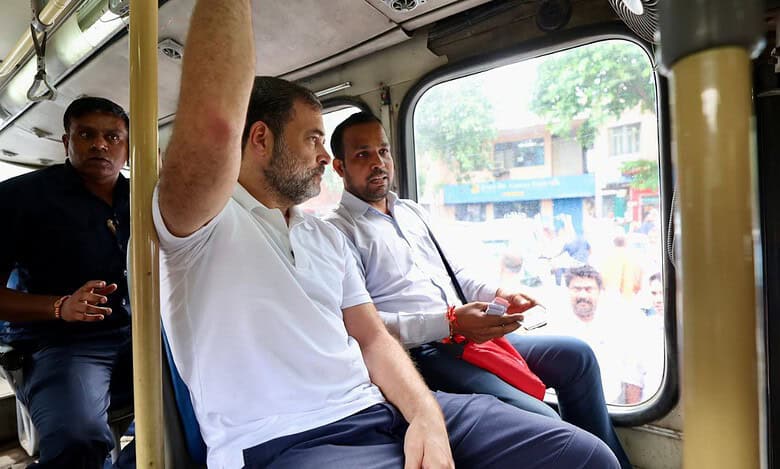 Priyanka highlights Rahul’s efforts to address issues faced by DTC bus conductors, drivers