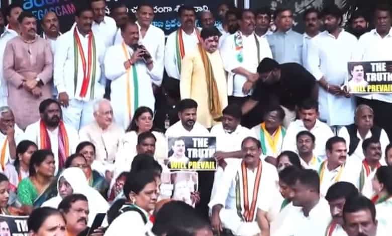 'Adani-Pradhani' looting nation: Telangana CM Revanth joins anti-Adani protest