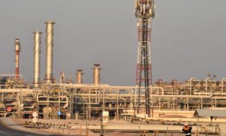 Saudi oil revenue hits 3-year low, affects mega-projects: Report