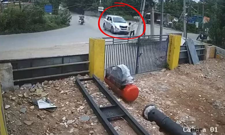 Hyderabad: Speeding car rams into security guard killing him on spot