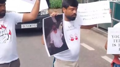 Protest erupts outside Rahul Gandhi's home over attacks on journos in Telangana