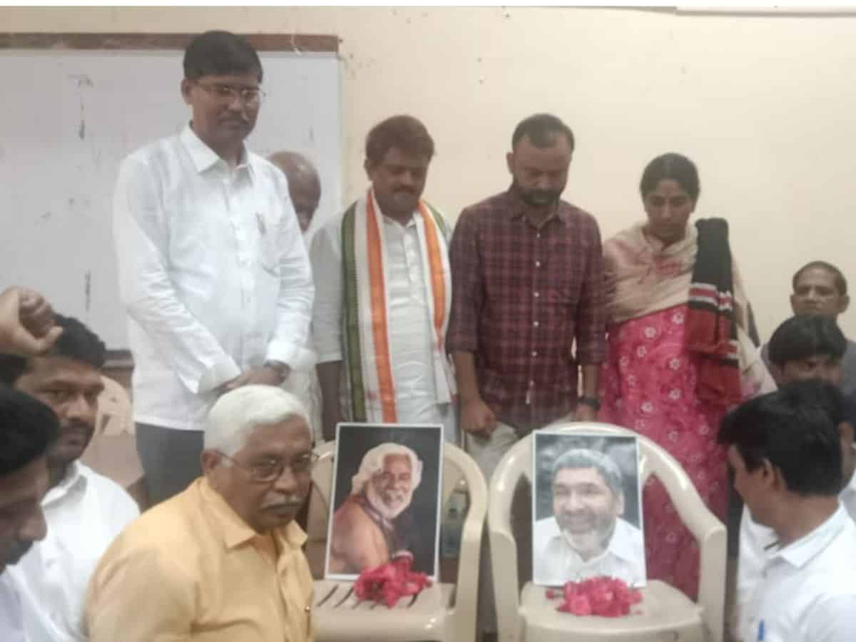 Balladeer Gaddar and former Siasat MD Zaheer Ali Khan's selfless work was greatly praised on the first anniversary of their demise during a memorial event held in OU Arts College on Wednesday.