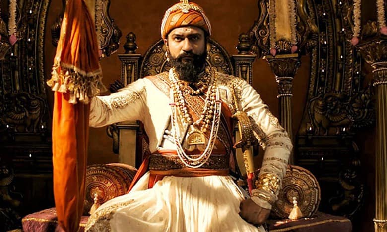 Vicky Kaushal roars in 'Chhaava' teaser