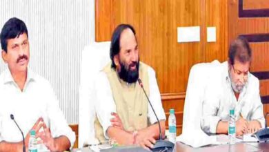 Civil supplies minister N Uttam Kumar Reddy announces distribution of fine grain rice through fair price shops from January.