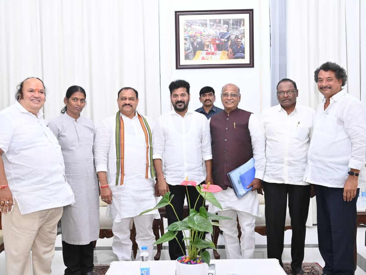 Telangana CM directs BC Commission to study enumeration process