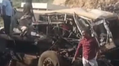 Eight people died and thirty injured in a terrible accident at Mogilighat in Chittoor district on Friday.