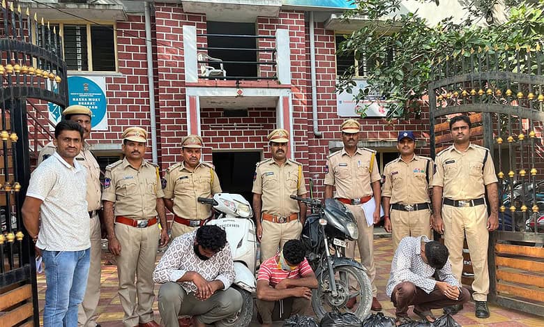 Excise dept arrests 3 for selling Ganja in Hyderabad