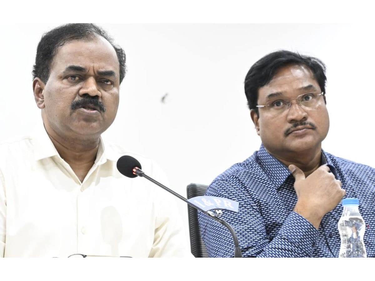 HYDRA commissioner AV Ranganath and Musi Project MD Dana Kishore clarify on HYDRA demolitions and shifting of land oustees on Saturday.