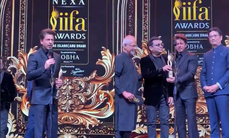 Shah Rukh Khan wins IIFA 2024 'Best Actor' award for his performance in 'Jawan'
