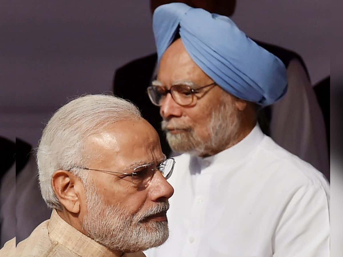 PM Narendra Modi greets Manmohan Singh on birthday