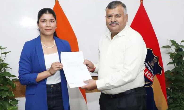 Telangana: Boxer Nikhat Zareen appointed as DSP, submits joining report to DGP