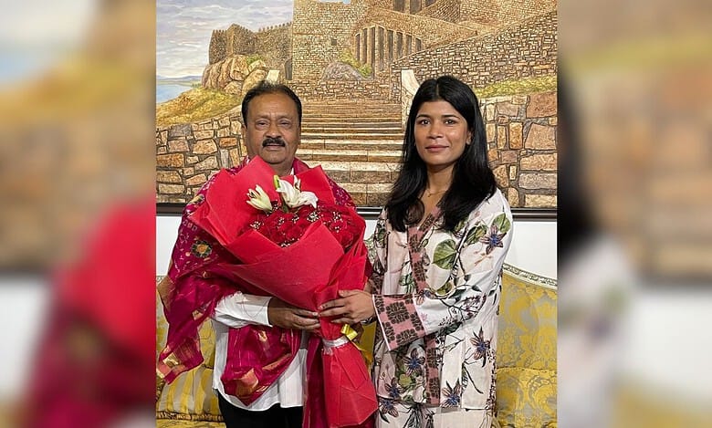Hyderabad: Olympain Nikhat Zareen thanks Shabbir Ali for support
