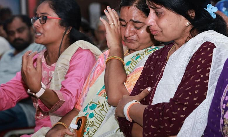 Bulldozer raj: Harish Rao slams Congress over HYDRA demolitions