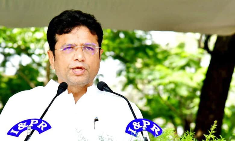 Telangana to provide internet to all villages, pilot in 3 towns