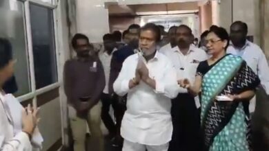 Telangana Health Minister visits Gandhi Hospital