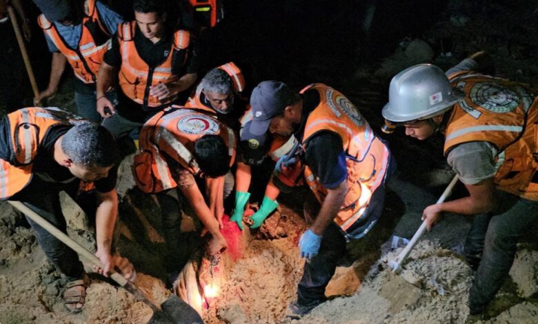 Israeli air strike kills 40 Palestinians in Gaza