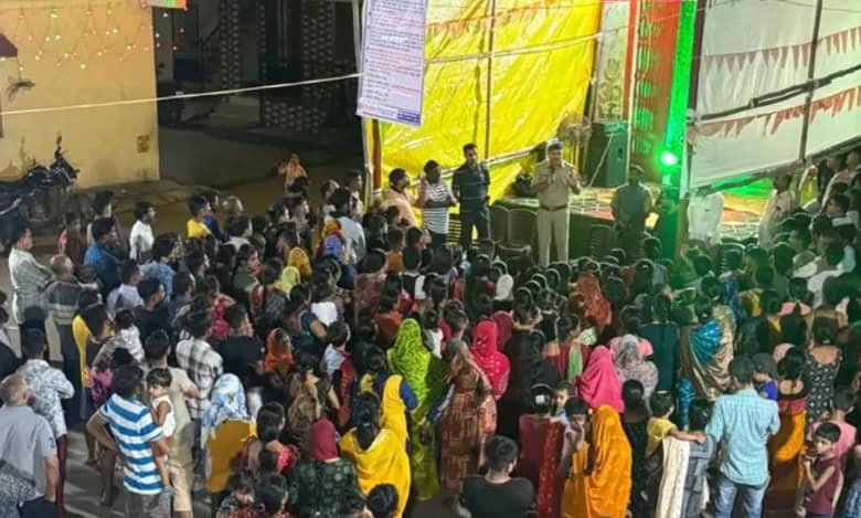 28 arrested for ‘stone pelting’ at Ganesh Pandal in Surat, houses demolised