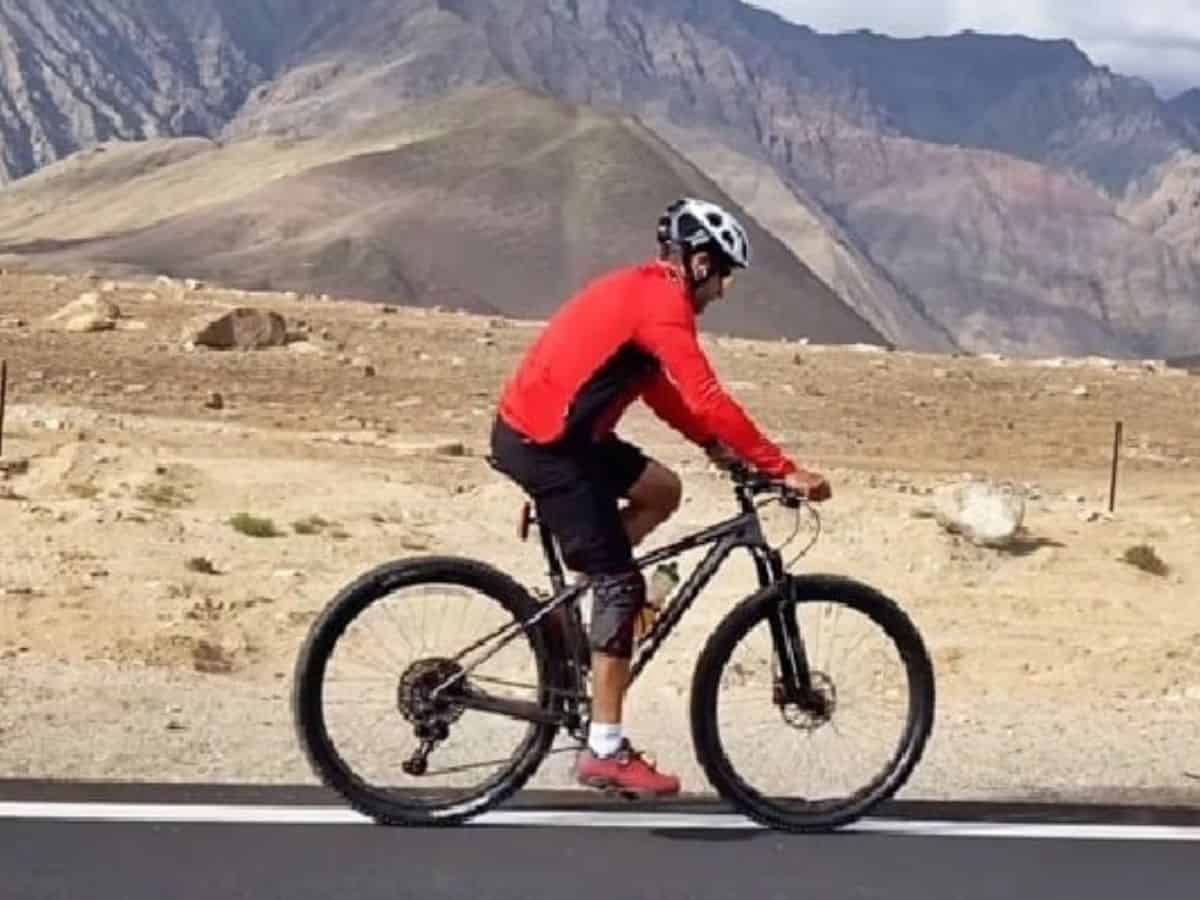 Farhan Akhtar enjoys riding bicycle in the mountains