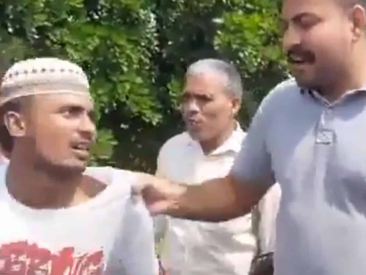 Youth attacked by Hindutva outfitters