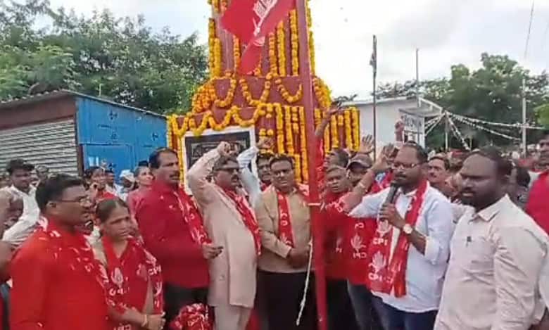 CPI leader slams BRS, BJP for hypocrisy on Telangana Liberation Day