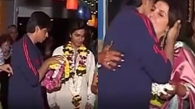 Video of SRK performing his best friend's Kanyadaan goes viral