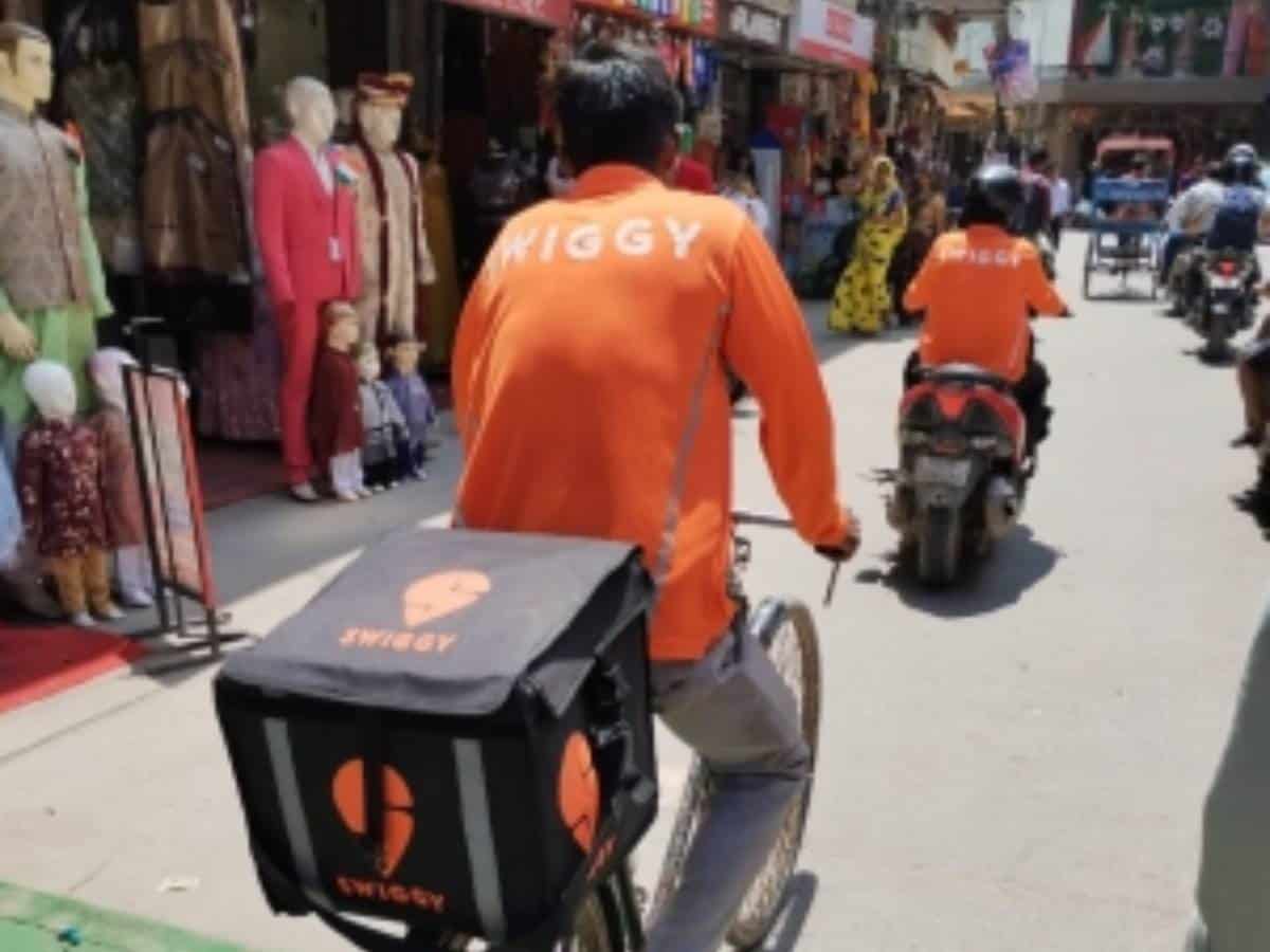IPO-bound Swiggy clocks Rs 2,350 crore net loss in FY24