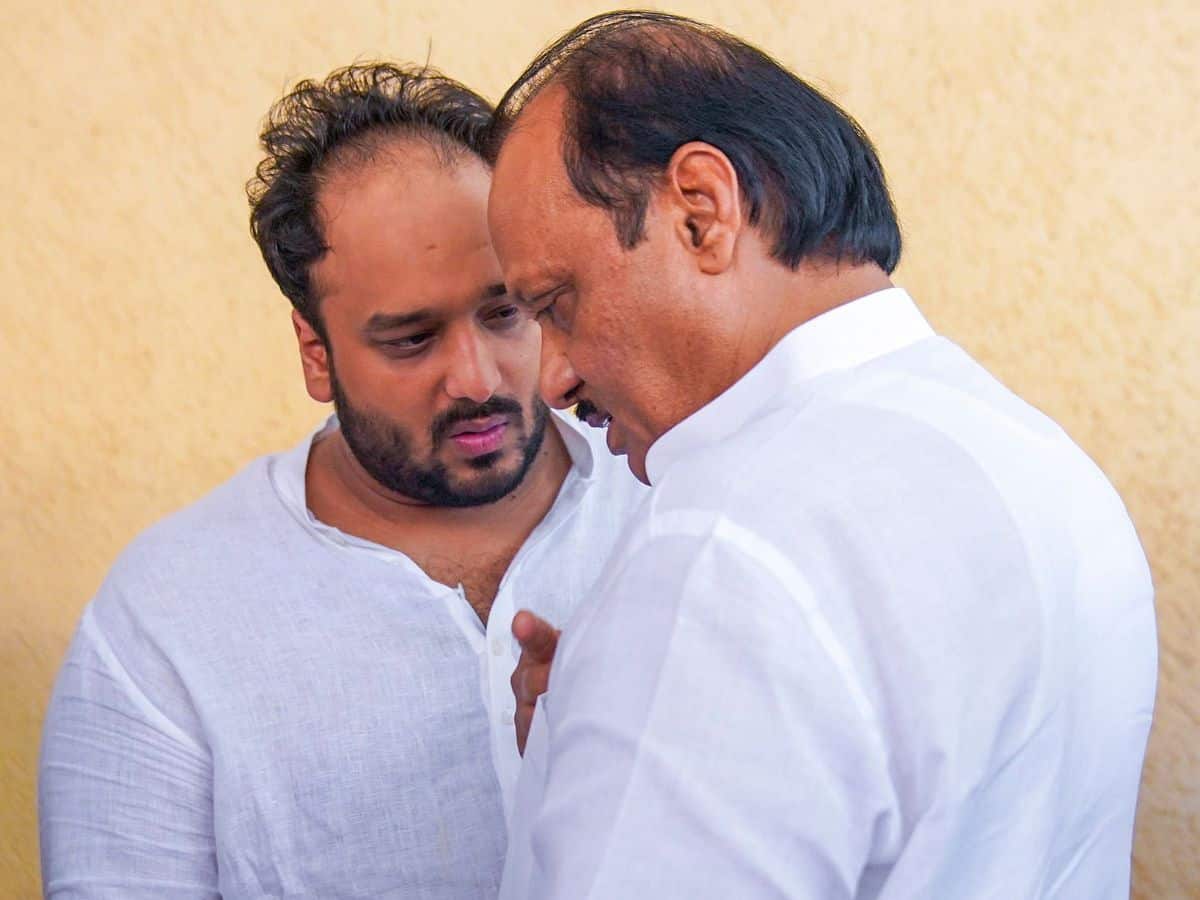 Baba Siddique and his son Zeeshan siddique