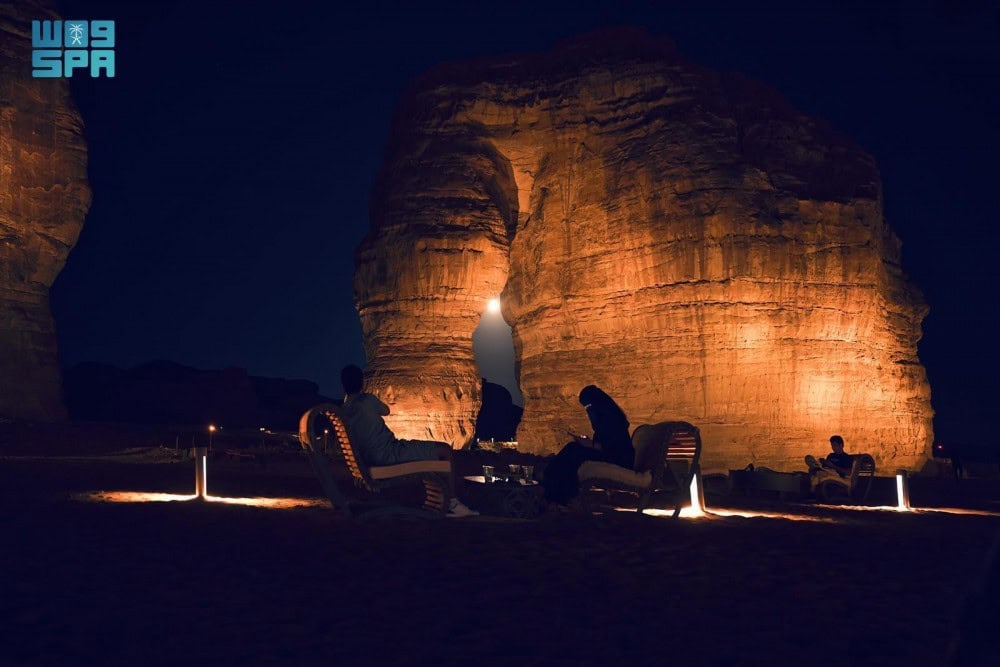 Hunter's Supermoon The 2024's biggest, brightest full moon lights up