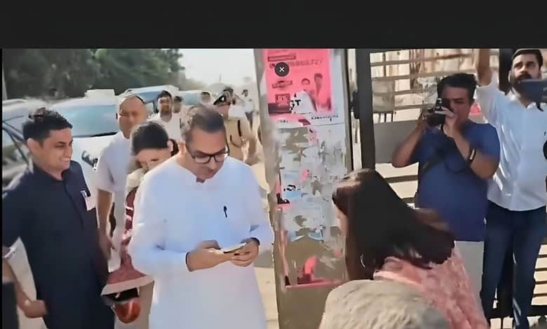Video of IAS officer Tina Dabi bowing head to greet BJP leader sparks reactions