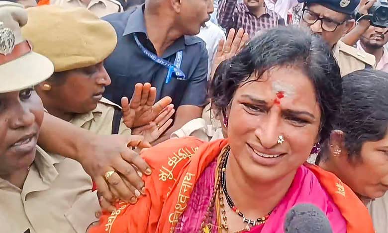 Madhavi Latha