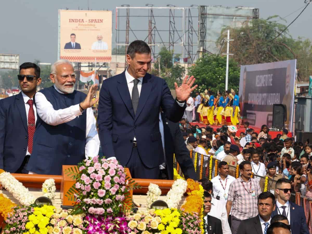 PM modi and Pedro Sanchez