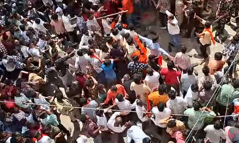 Secunderabad temple protesters clash with police; cops lathicharge