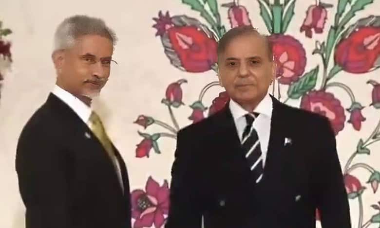 EAM Jaishankar, Pakistan PM Shehbaz Sharif exchange pleasantries