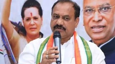TPCC president B Mahesh Kumar Goud alleges that BRS MLAs and MLC occupied 800 lakes.