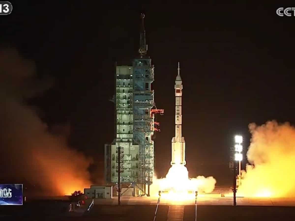 A Long March 2F rocket