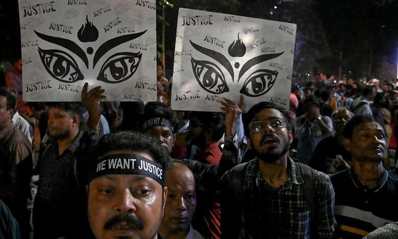 Kolkata rape-murder: Night-long protests mark Mahalaya ahead of Durga Puja