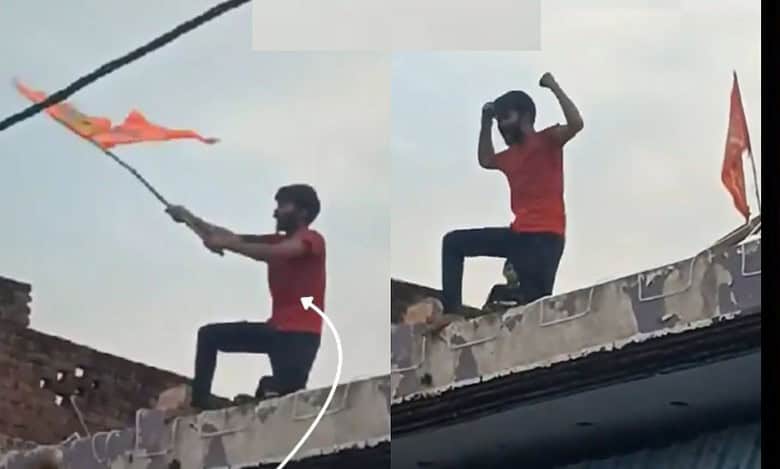 UP: Man uproots green flag, installs saffron flag during procession; shot dead