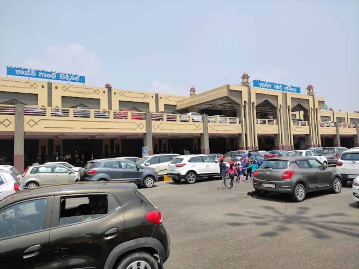 Apollo hospital lodges complaint against Begumpet Airport