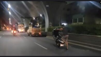 Boys perform risky bike stunts on road in Hyderabad