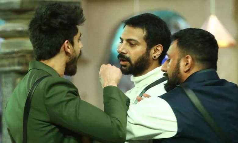 Bigg Boss 18: It is Karanveer Mehra Vs Avinash Mishra again
