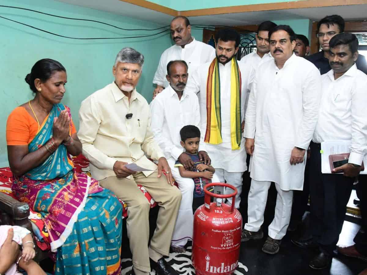 _3 free cooking gas cylinders per year