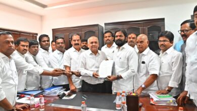 BRS leaders meet spl commission chief for BC quota, submit memo