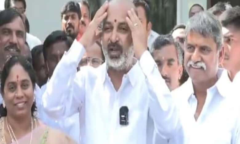Bandi Sanjay alleges ties between Telangana CM, KTR