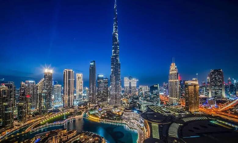 Burj Khalifa gets light show makeover for 15th anniversary